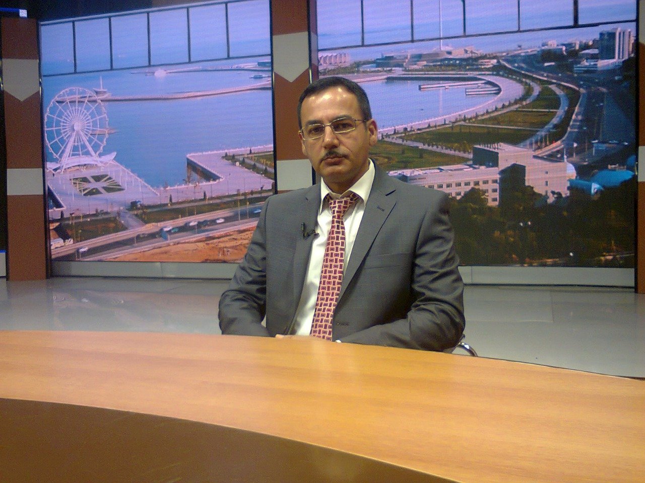 Vahid Məcidov; Əlinizdə bu cizgilər varsa nigahınız uğurludur.