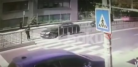 Azərbaycanlı tələbəni İstanbulda maşın vurdu - Video
