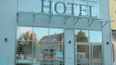 Bakının mərkəzindəki hoteldə yanğın