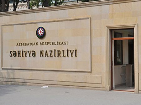 Nazirlik küçəyə atılan körpə ilə bağlı açıqlama yaydı
