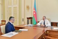 Rövşən Rzayev: “Bu ilin sonuna qədər bir neçə rayonda qəsəbələrin tikintisi başa çatdırılacaq”