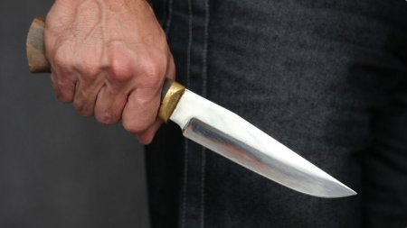 Salyanda kişi arvadını qətlə yetirdi