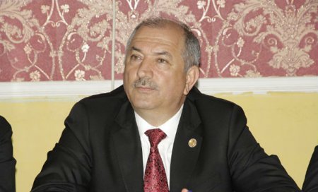 Yeni icra başçısı köməkçisini işdən çıxardı