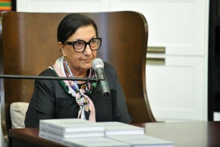 Prezident sabiq köməkçisi ilə bağlı sərəncam imzaladı