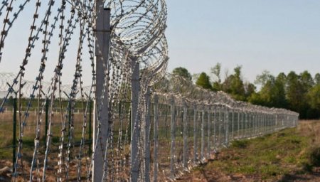 Sərhədi pozan keçmiş məhkum saxlanılıb