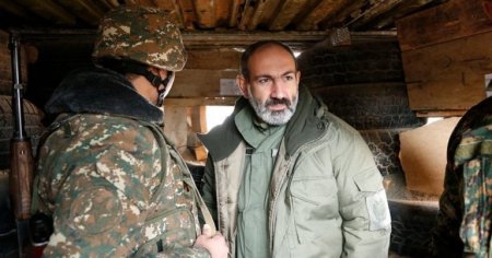 Paşinyandan ŞOK ETİRAF: “Əsgərlərimiz xəyanət edərək döyüş meydanından qaçırlar”