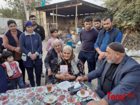 Bir gündə şəhid olan qardaşların anası: "Prezidendə deyin, dayanmaq söhpəti yoxdur. Bayrağımız Şuşada, Xankəndidə dalğalanmalıdır."