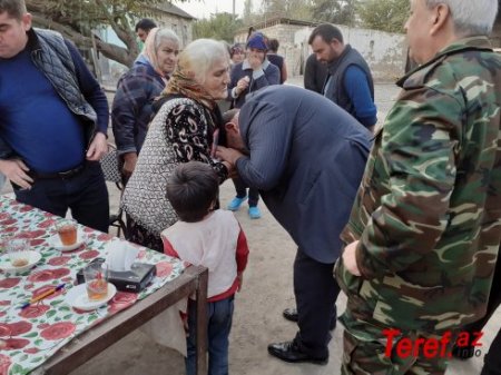 Bir gündə şəhid olan qardaşların anası: "Prezidendə deyin, dayanmaq söhpəti yoxdur. Bayrağımız Şuşada, Xankəndidə dalğalanmalıdır."