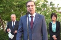 Cavadxanın Gəncəsi hara... indiki Gəncə hara... - Millət oğlunun adını bir qəsəbədə də dinc tuta bilmirlər...
