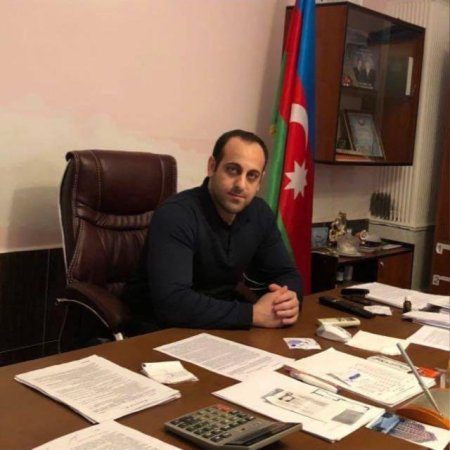 YAŞADAN və YAŞAYAN LİDER